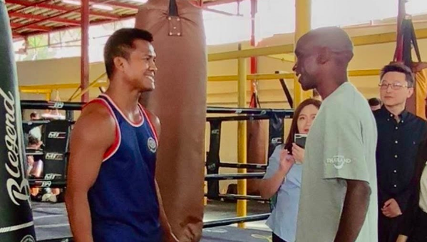 Buakaw Banchamek ถ่ายทอดมวยไทยให้คิปโชเก้ ก่อนลงบางกอก