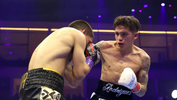 Jesse Bam Rodriguez น็อกปูม่า ยก 10 ผงาดคว้าแชมป์รวมรุ่น